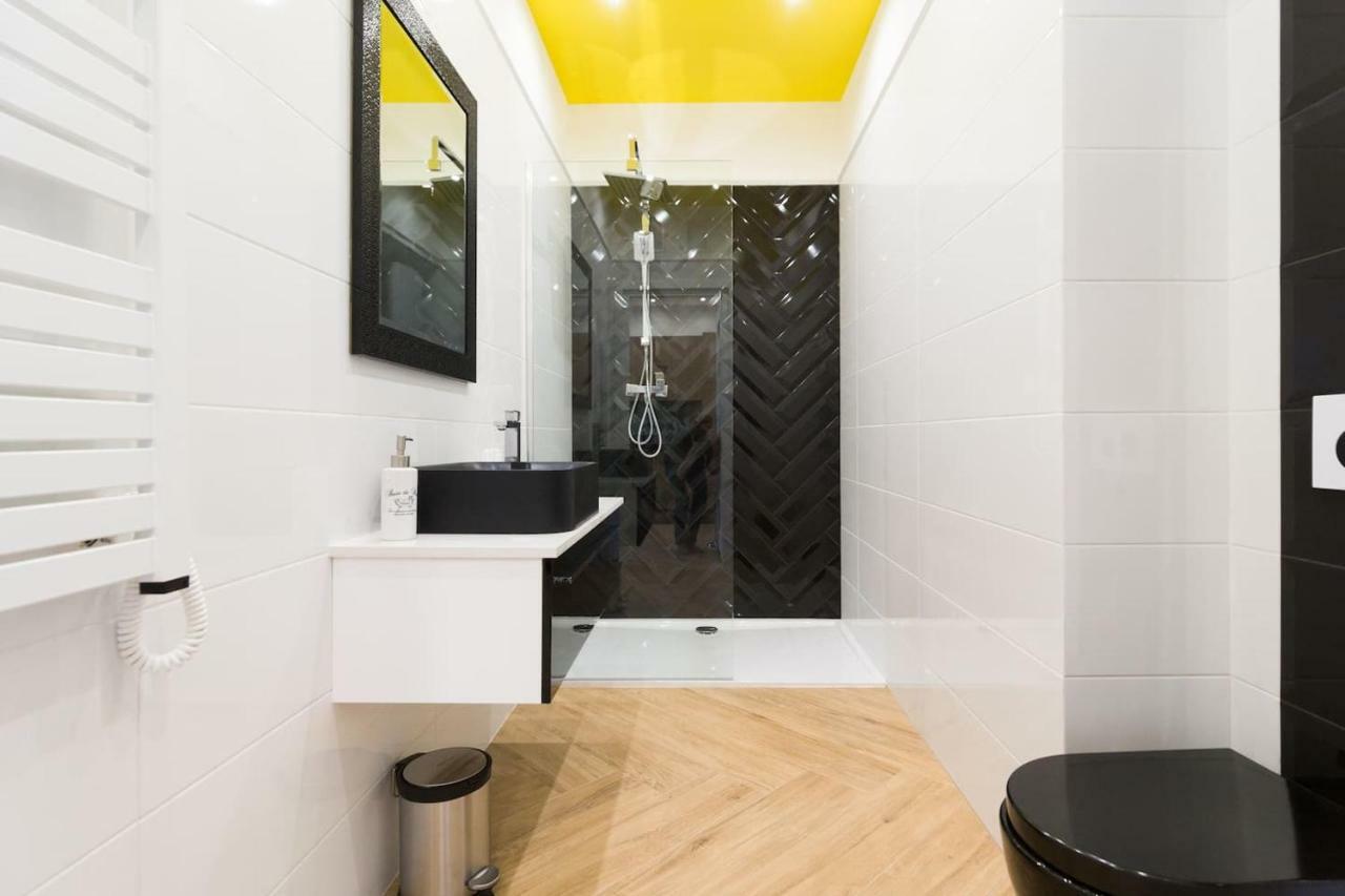 Apartament Przy Parku Krakowskim Exteriör bild